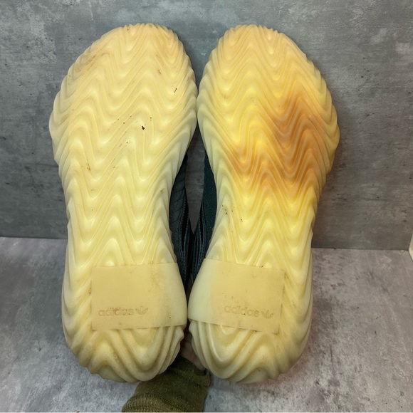 Adidas Sobakov Carbon Sneakers BD7563 Mens sz 11 - grey - Picture 5 of 7